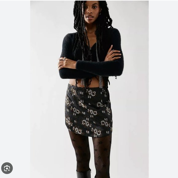 NWT Free People All Dressed Up Embroidered Floral Mini Skirt - Picture 2 of 4